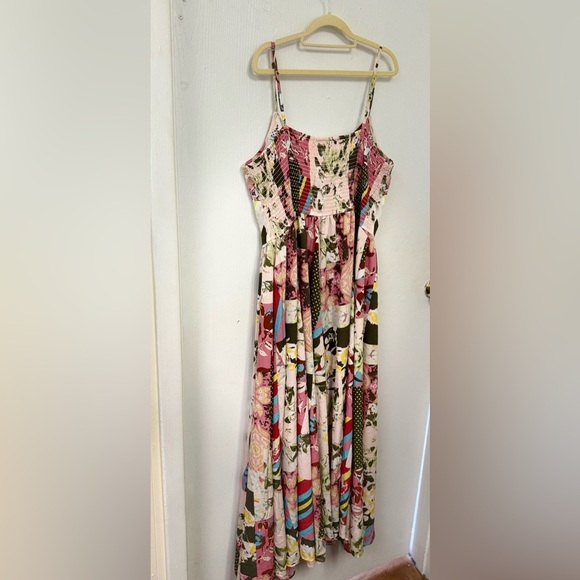 Versona Floral Patchwork Bohemian Hippie Maxi Dress - Picture 7 of 7